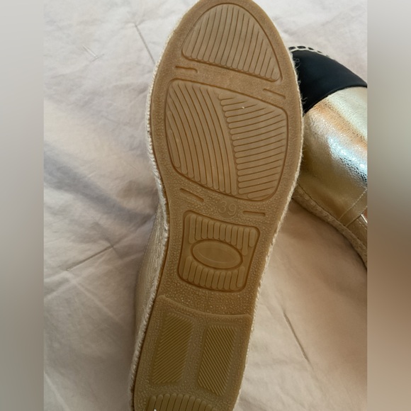 Jutelia Gold Espadrille Flats with Black Toe, 39 - Picture 5 of 6